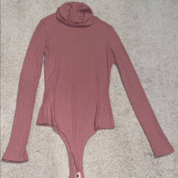 Fashion Nova Tops - TURTLE neck long sleeve bodysuit